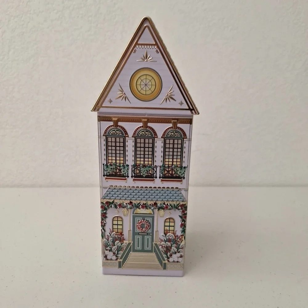 Speculoos Holiday House Cookie Tin, White, Christmas Winter Festive Gift (Empty)